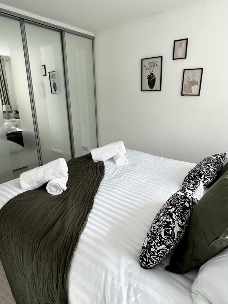 Villa Stylish 3 Bed House Hitchin Exterior foto